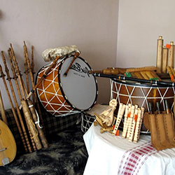 Фолклорните музикални инструменти